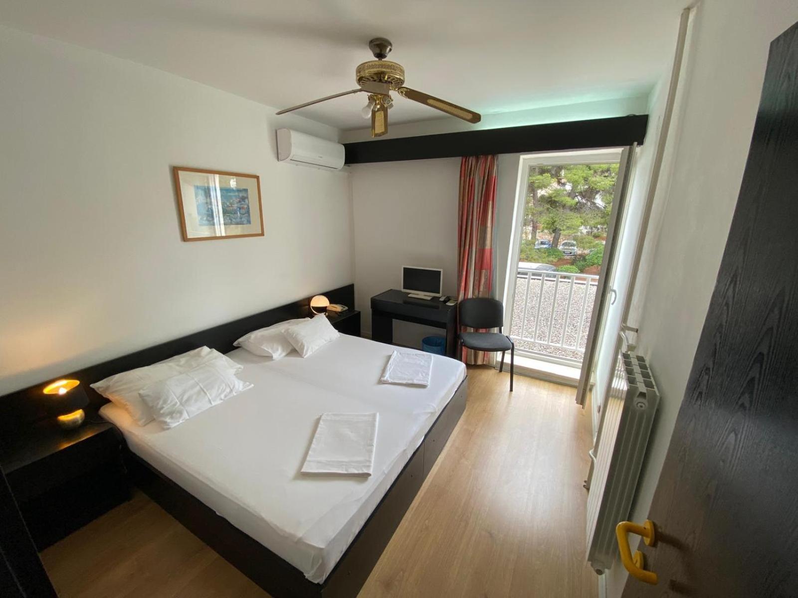 Hotel Hvar ييلسا المظهر الخارجي الصورة