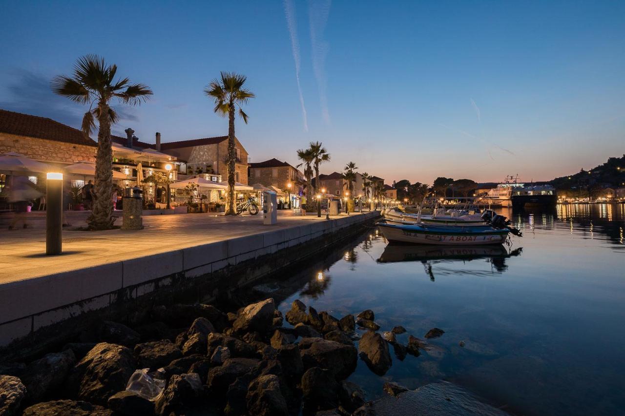 Hotel Hvar ييلسا المظهر الخارجي الصورة