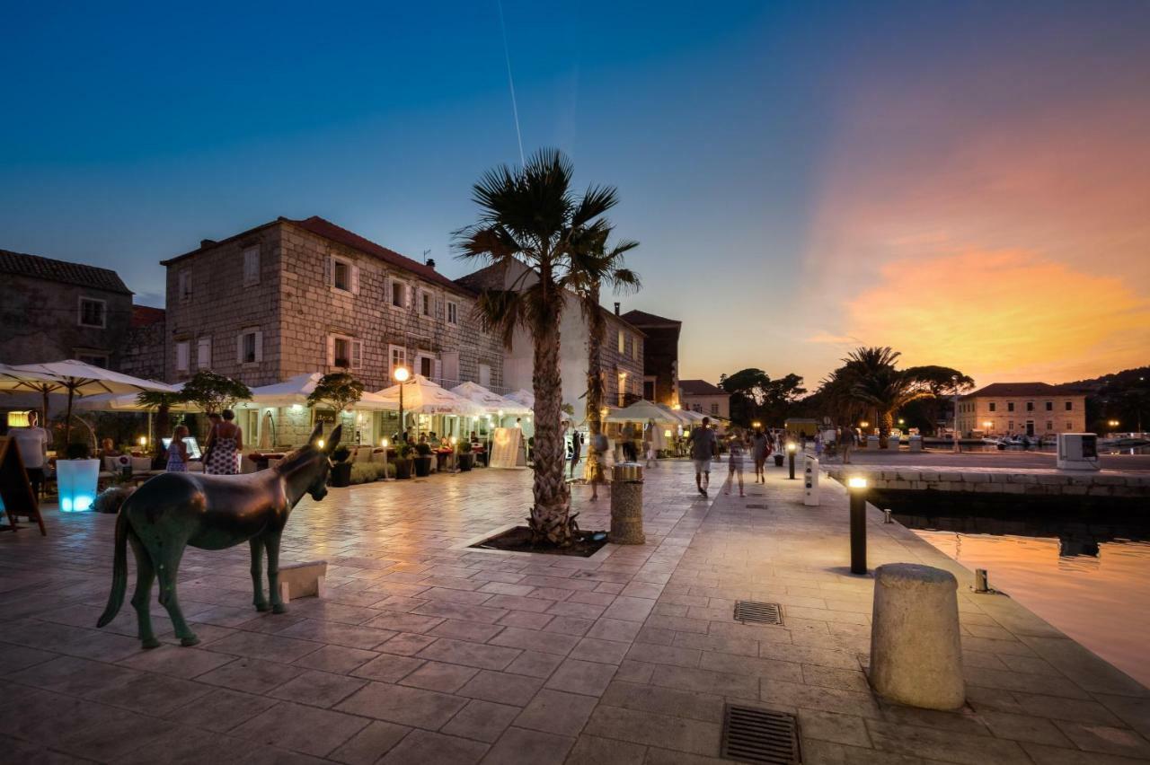Hotel Hvar ييلسا المظهر الخارجي الصورة